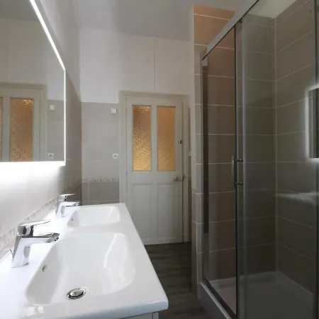 Otel Grande Maison Bourgeoise Renovee Avec Jardin, Vue Imprenable Et Proche Lac - Fr-1-497-11 Neuvy-au-Houlme