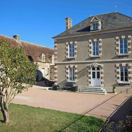Grande Maison Bourgeoise Renovee Avec Jardin, Vue Imprenable Et Proche Lac - Fr-1-497-11 Hotel 3*